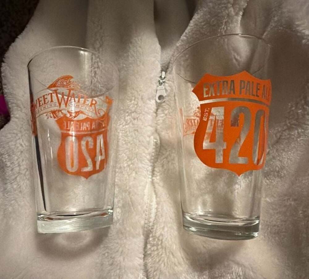 Set of 2 SweetWater Brewing Company 420 Extra Pale Ale Pint Glasses